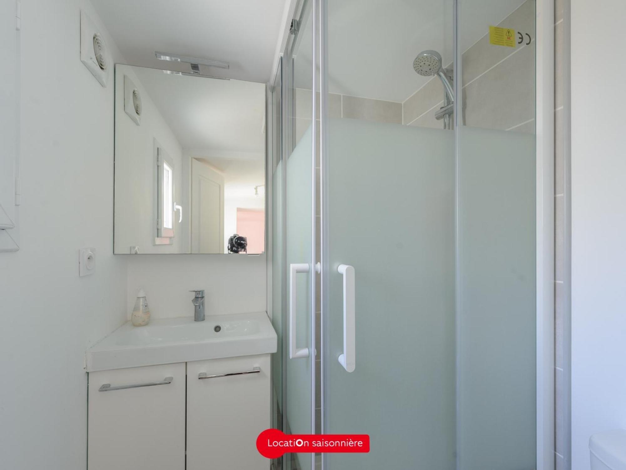 Appartement T2 A 50M De La Plage Avec Cour, Wifi Et Equipements Bebe - 4 Pers, Chatelaillon-Plage - Fr-1-535-17 Zewnętrze zdjęcie
